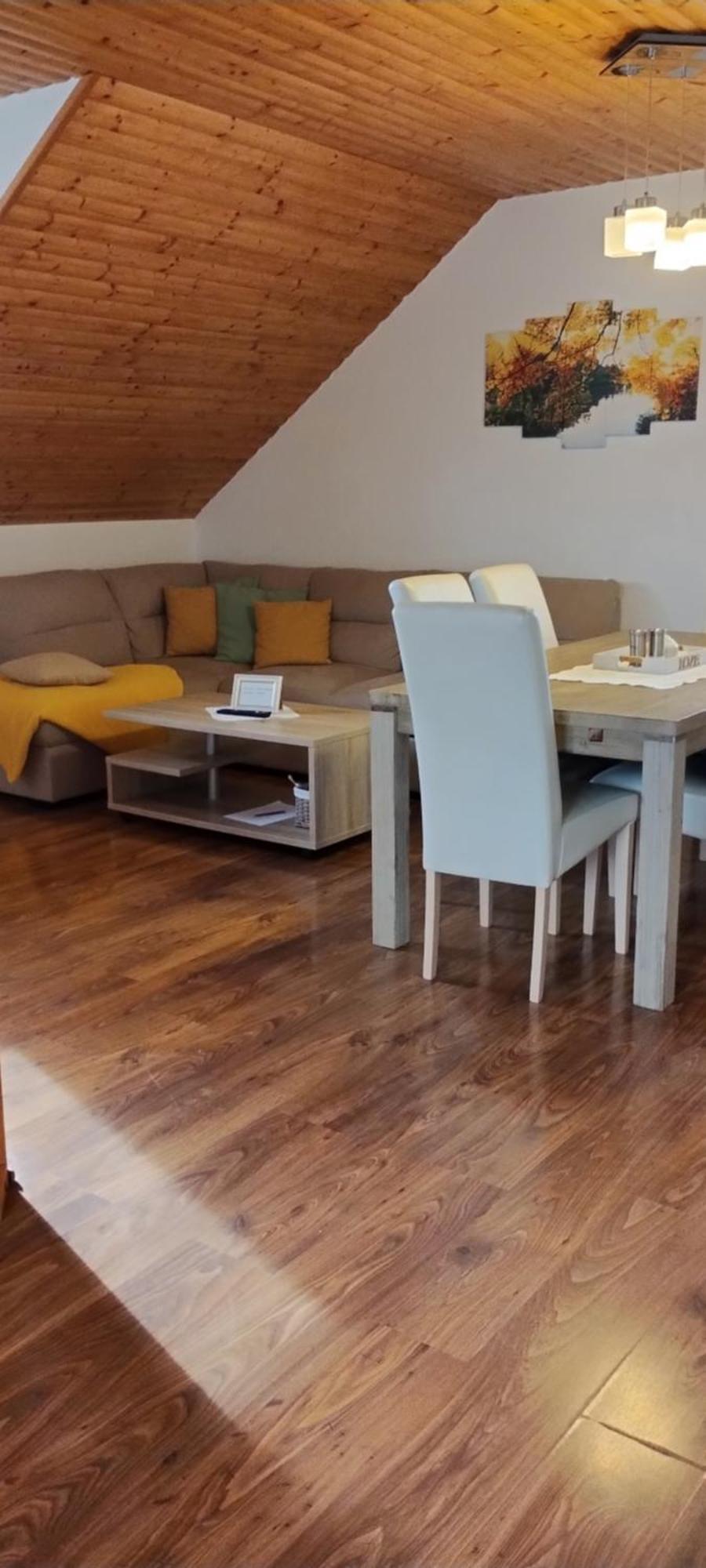 House Leonarda Hotel กราโบวาซ ภายนอก รูปภาพ